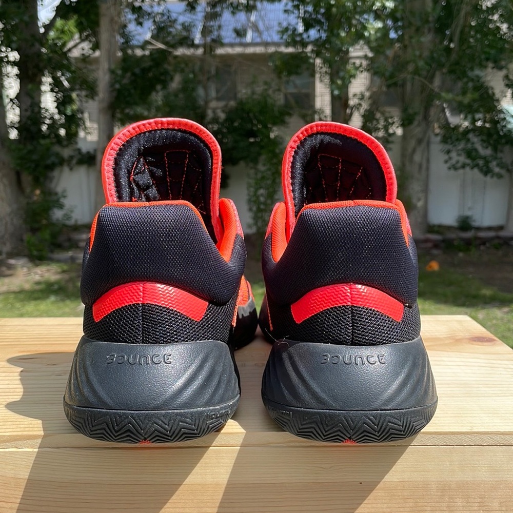 Adidas Original D.O.N. Issue #1 Basketball Shoes - Picture 4 of 8